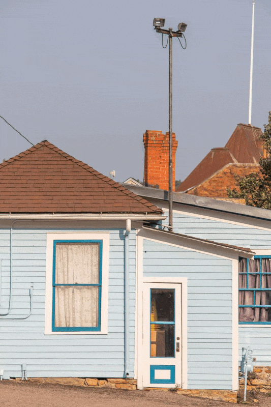 Cleanup.pictures How to Easily to Remove Objects From Your Photos